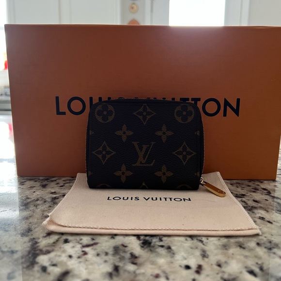 Louis Vuitton coin wallet